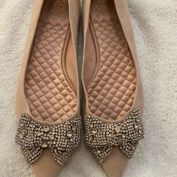 Tory Burch Esme Crystal Suede Flat Sz 10 NWOB - Picture 2 of 5